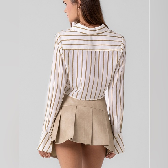 Ivory and Tan Striped Cropped Button-Down Top - Picture 3 of 6